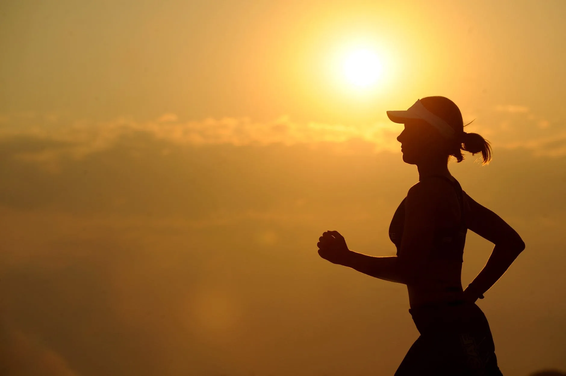 descubre ejercicios efectivos para fortalecer el corazón y mejorar tu salud cardiovascular. ¡empieza hoy mismo a cuidar tu corazón con rutinas fáciles y seguras!