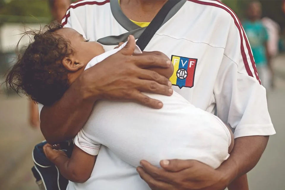 información sobre el rechazo de nacionalidad a venezolanos por ascendencia sefardí, incluyendo causas y procedimientos legales.