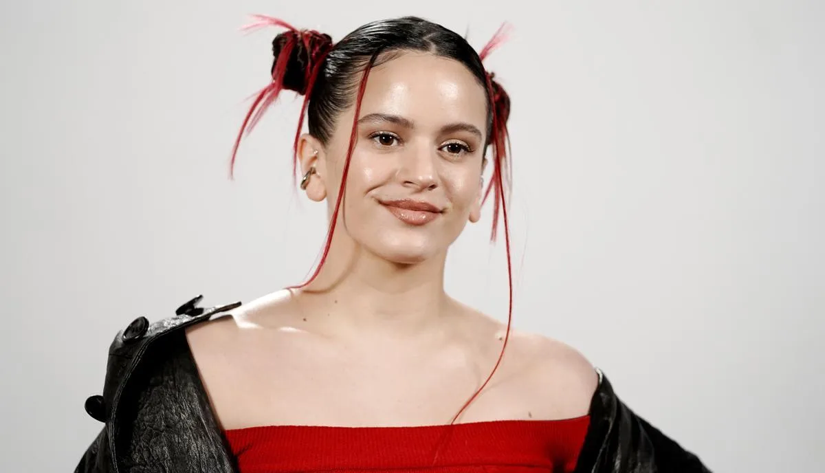 descubre cómo rosalía aborda la lucha feminista en su canción 'lux', explorando temas de empoderamiento y igualdad de género a través de su música innovadora.
