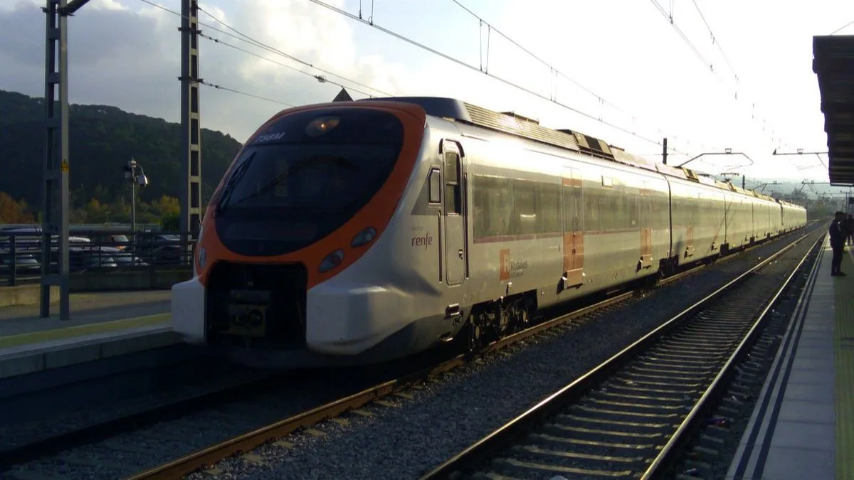 disfruta de un 50% de descuento en líneas rodalies y viajes gratis durante 1 mes. ¡aprovecha esta oferta especial para desplazarte cómodamente sin costo adicional!