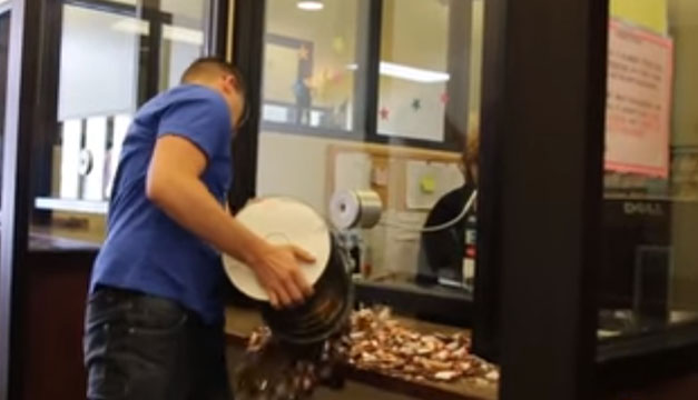 descubre cómo pagar una multa utilizando monedas de 1 céntimo de manera sencilla y práctica. conoce los pasos y consejos para saldar tu deuda sin complicaciones.