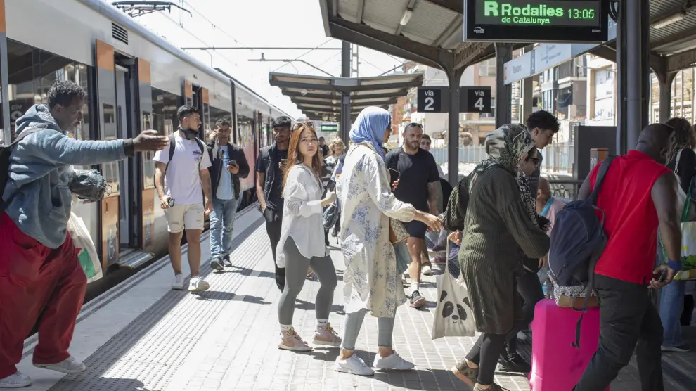 descubre las últimas novedades sobre accidentes ferroviarios en adamuz y rodalies. infórmate al instante y mantente seguro con nuestras actualizaciones detalladas.